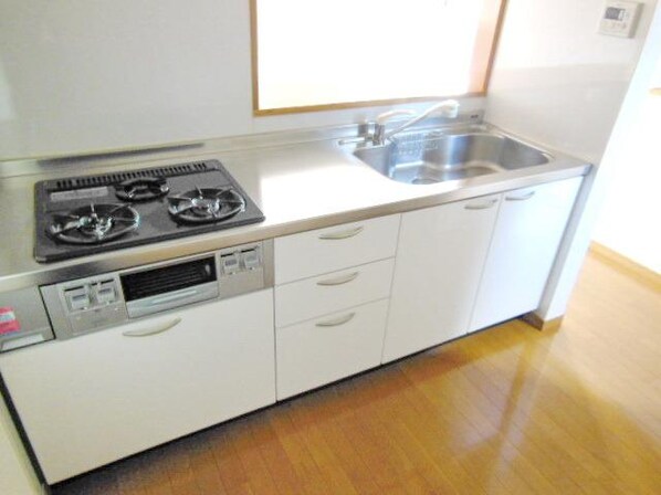 アウグーリオの物件内観写真